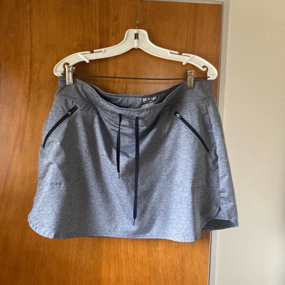 Tek Gear Heather Gray  with Black Accents SKORT XL - Picture 1 of 5